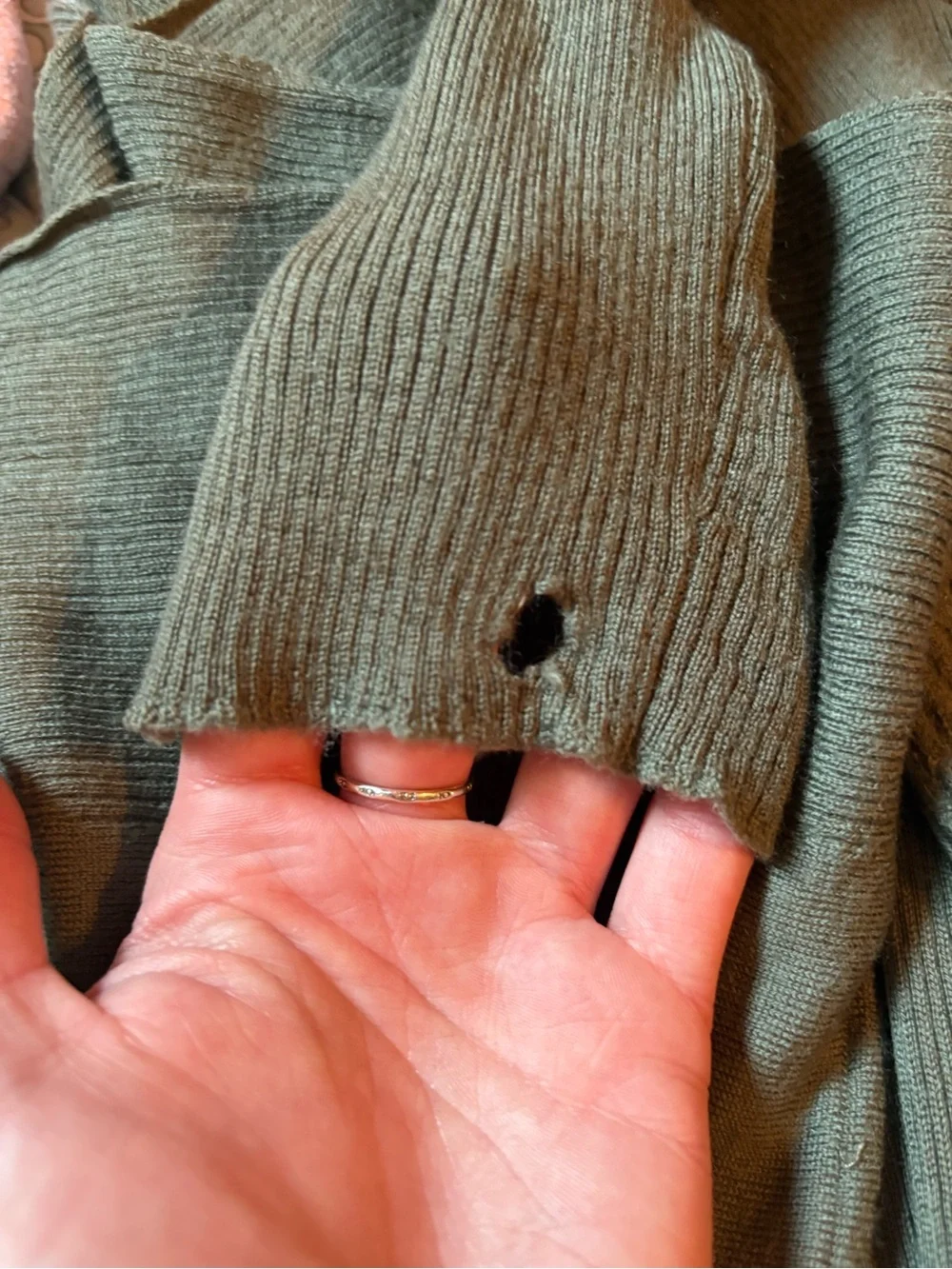 Rick Owen’s Cardigan - Picture 4 of 13